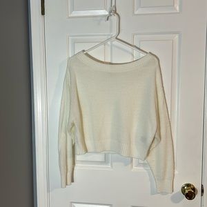 White/Creme H&M Sweater Size Medium ONLY WORN ONCE